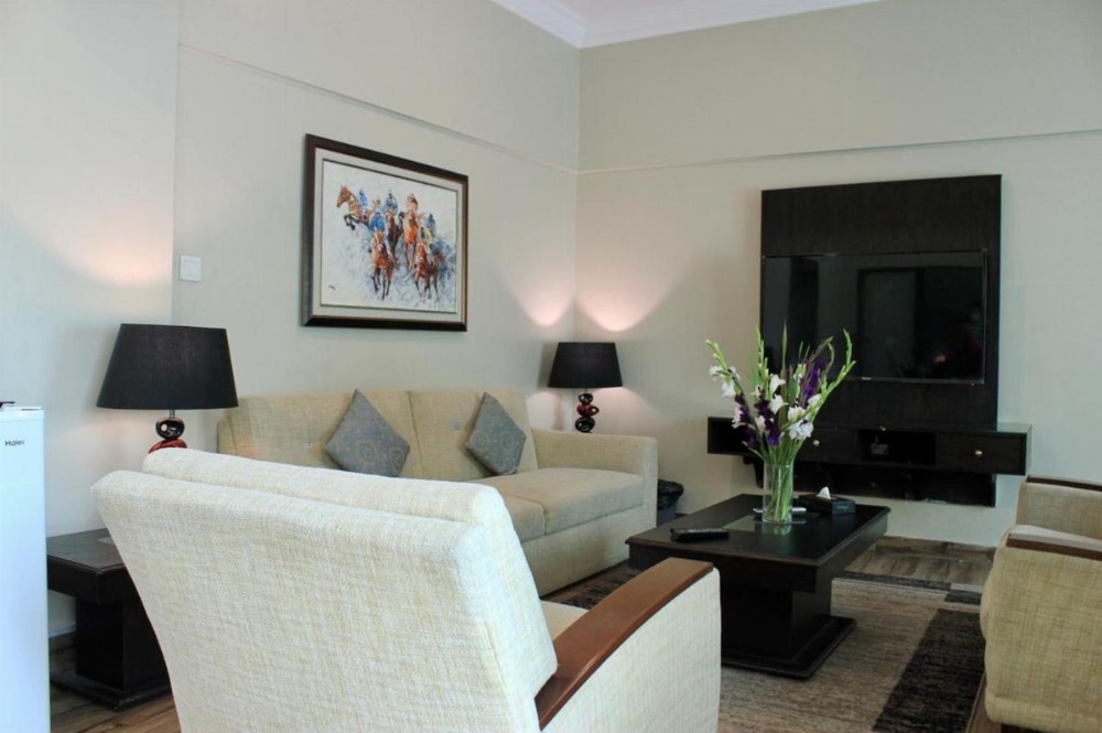 Room image 5